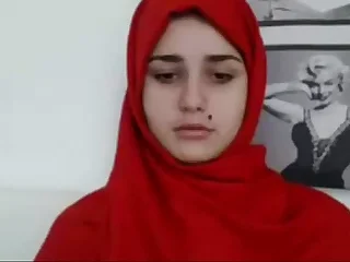 Arab doll showing her boobs on cam @ Leopard69Puma